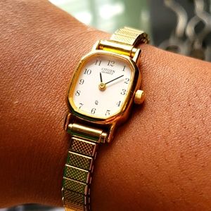 Citizen Quartz Gold watch